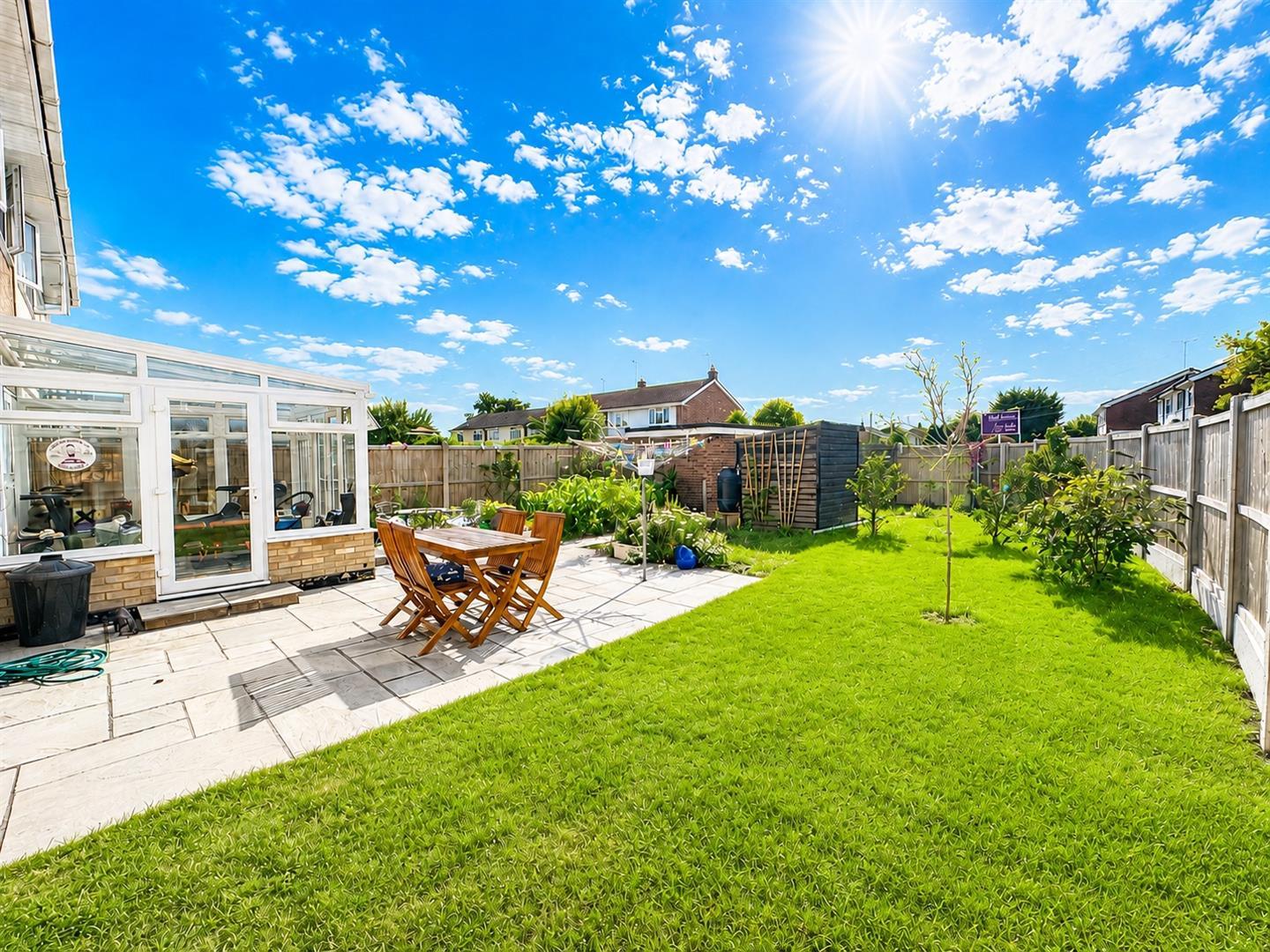 Property Image d40d228e-827f-444f-81b6-de4110e8fb7e