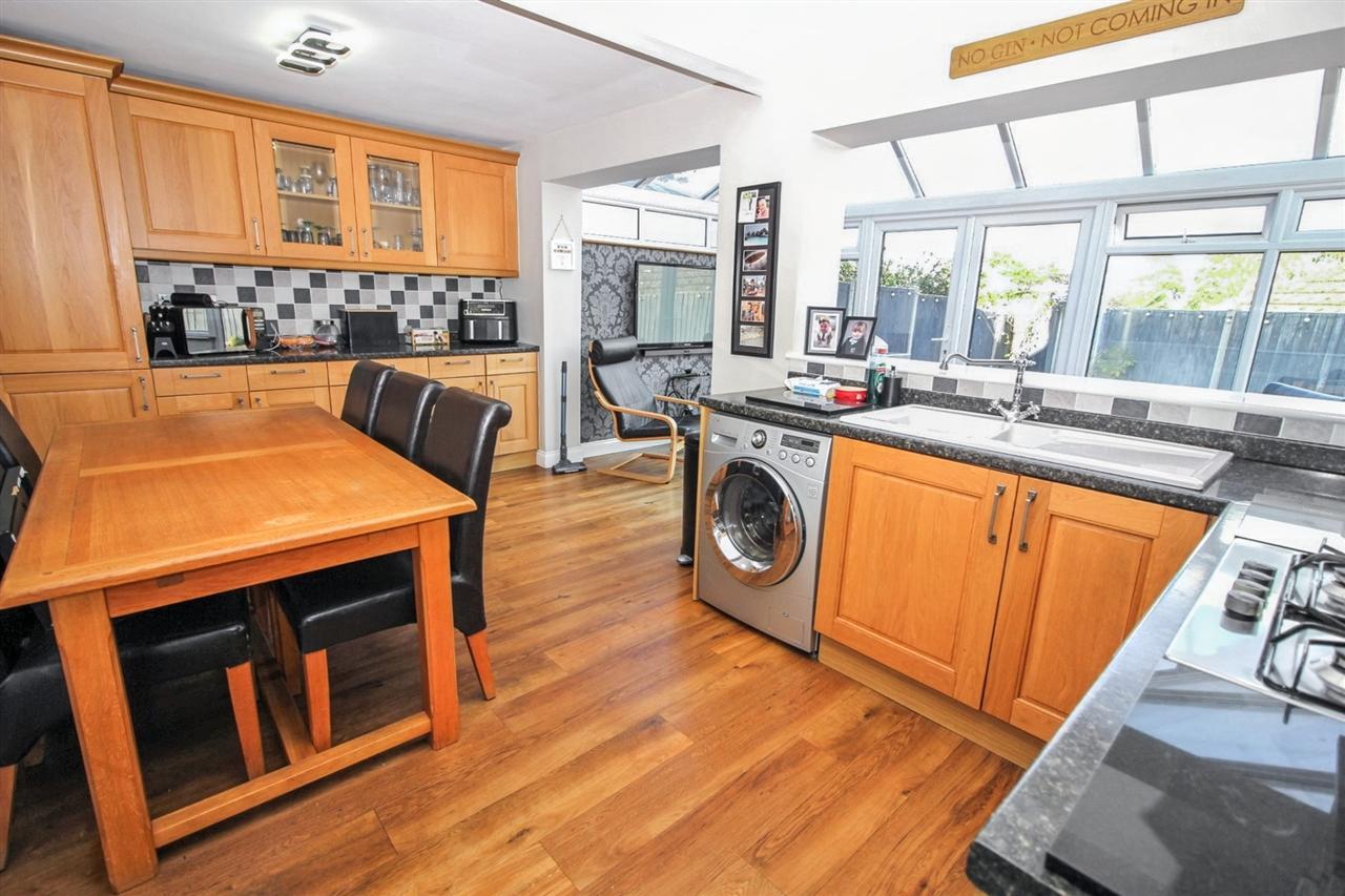 Property Image d40d5fd1-fa62-49a2-9cca-69396f2e33ac
