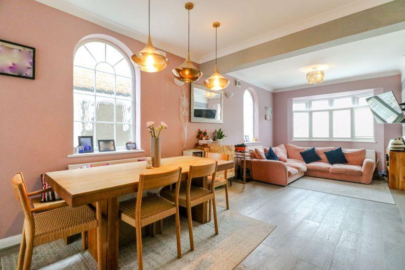 Property Image d412906e-412f-44e2-aad6-c3717fcb1e5f