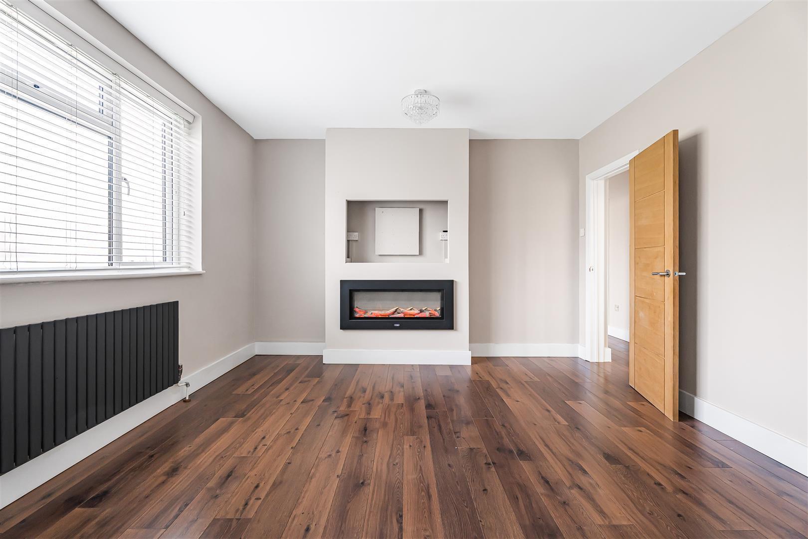 Property Image d419872b-1890-45fb-b861-c415052f5a03