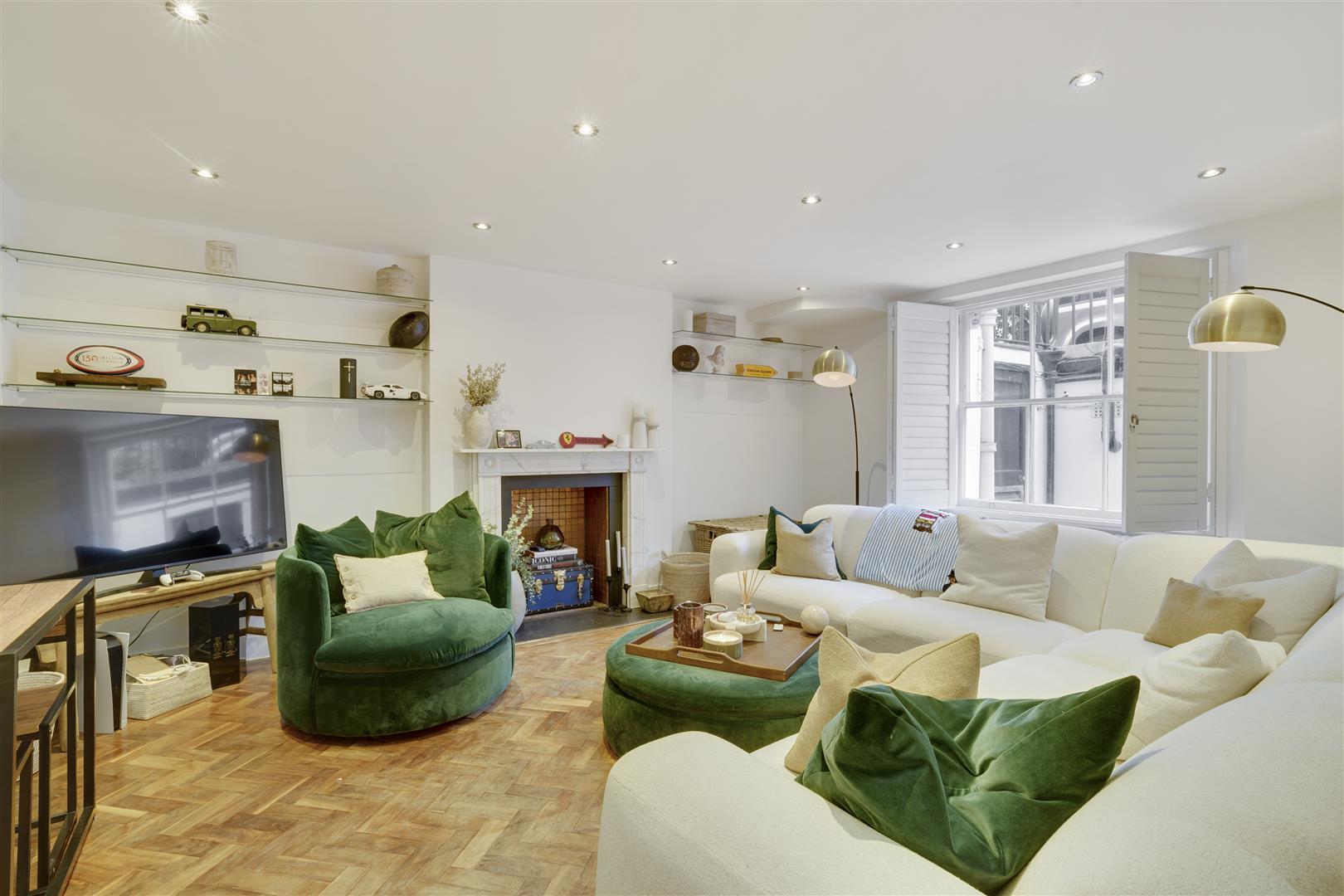 Property Image d427e261-92a1-4d03-880a-4f2f09e629e0