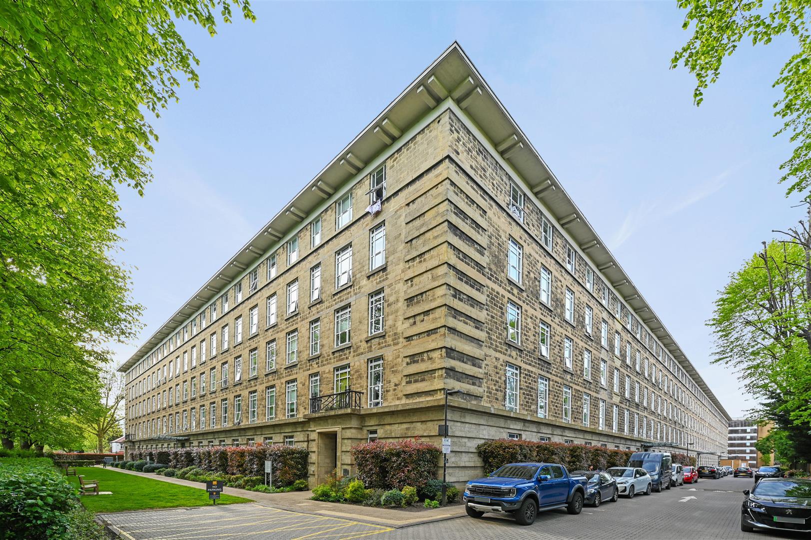 Property Image d454e0ac-579e-45f2-aecc-92a25f5e2dba
