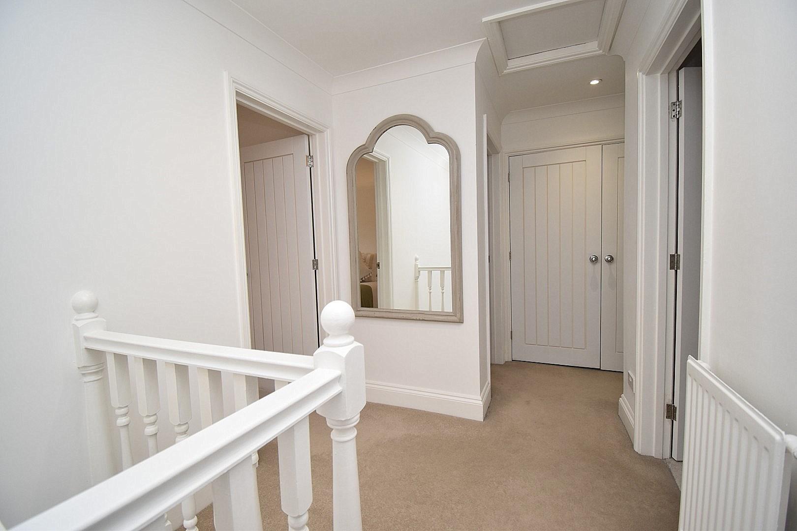 Property Image d457698f-20ca-4fda-b027-1f270fee7544