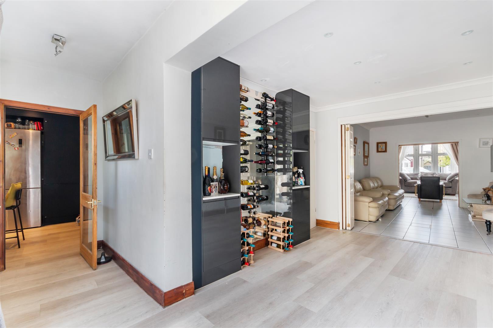 Property Image d465b2f4-ff70-46e7-a44e-826a204bd9c0