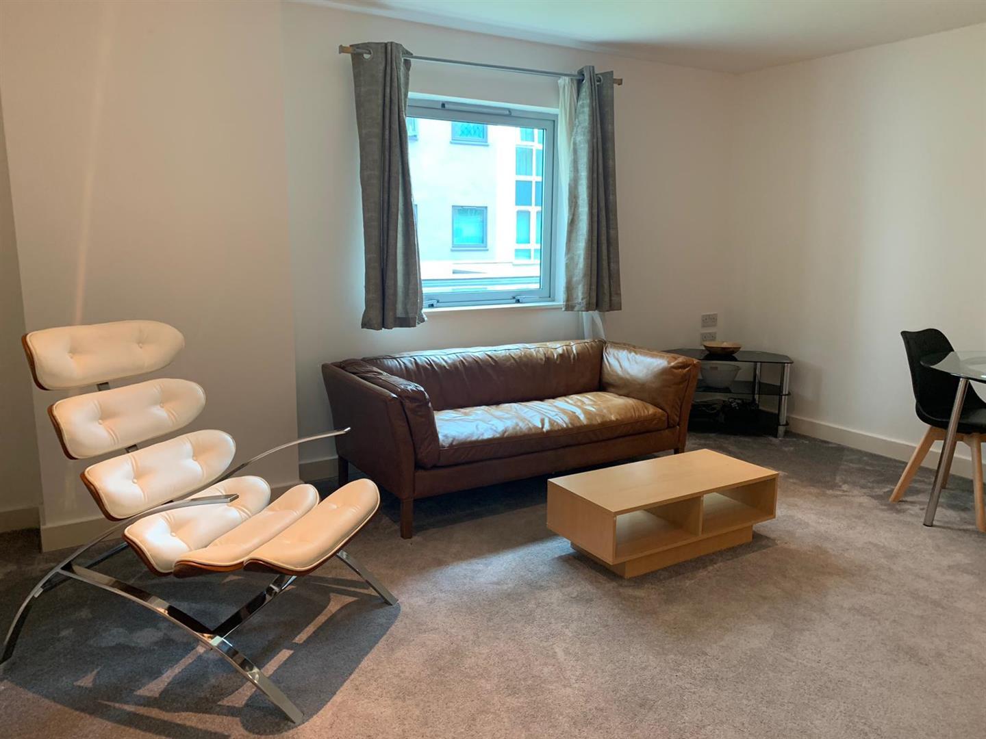 Property Image d4685ba1-508b-41ae-bc0c-1f287c3b7dec