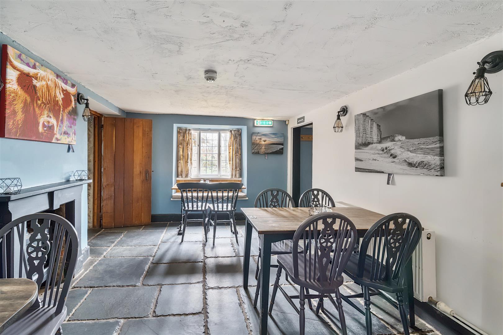 Property Image d4940b7d-5a42-4c7c-9293-1cda3d8ac1fc