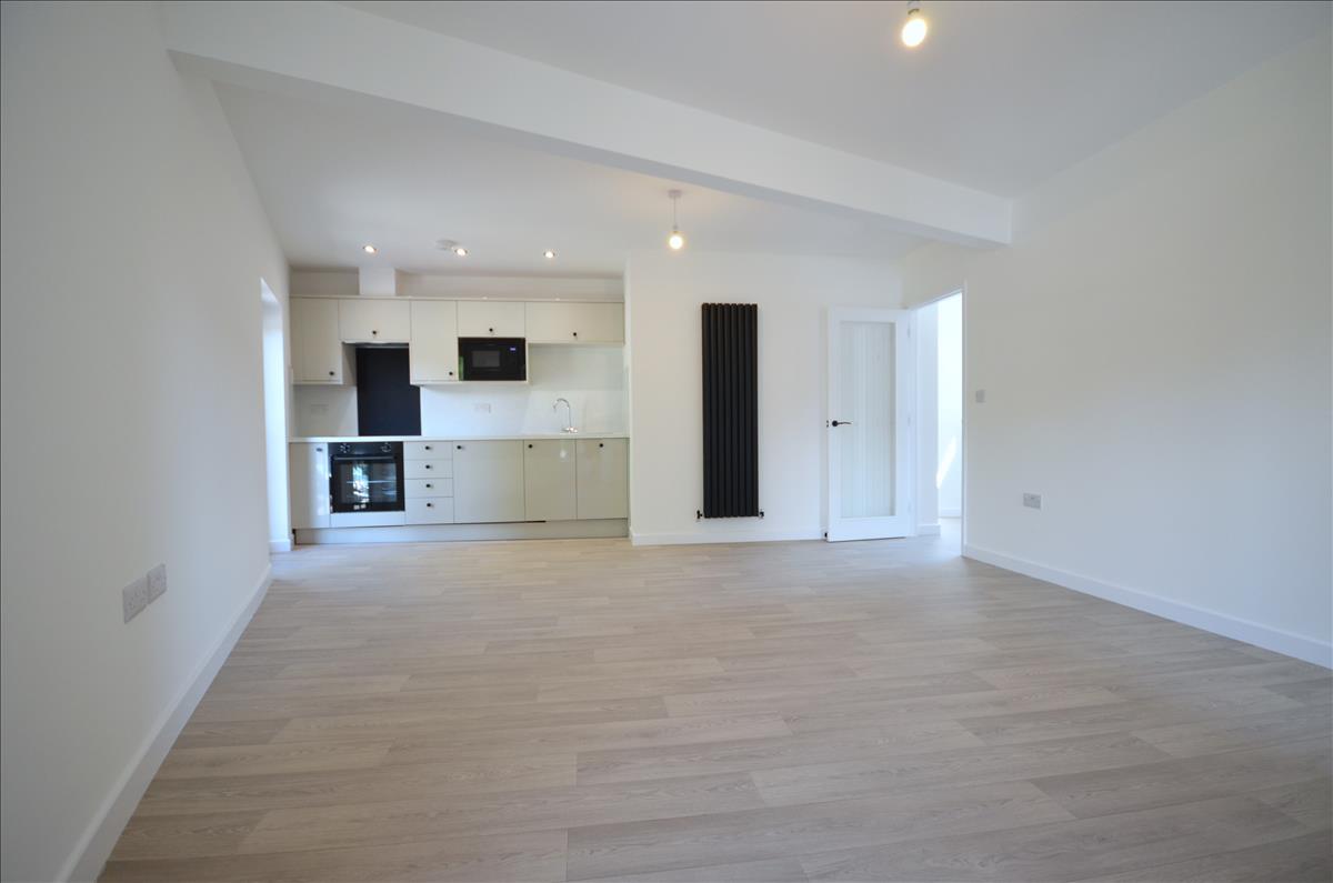 Property Image d495068d-1a2e-4f73-8451-befe943f5049