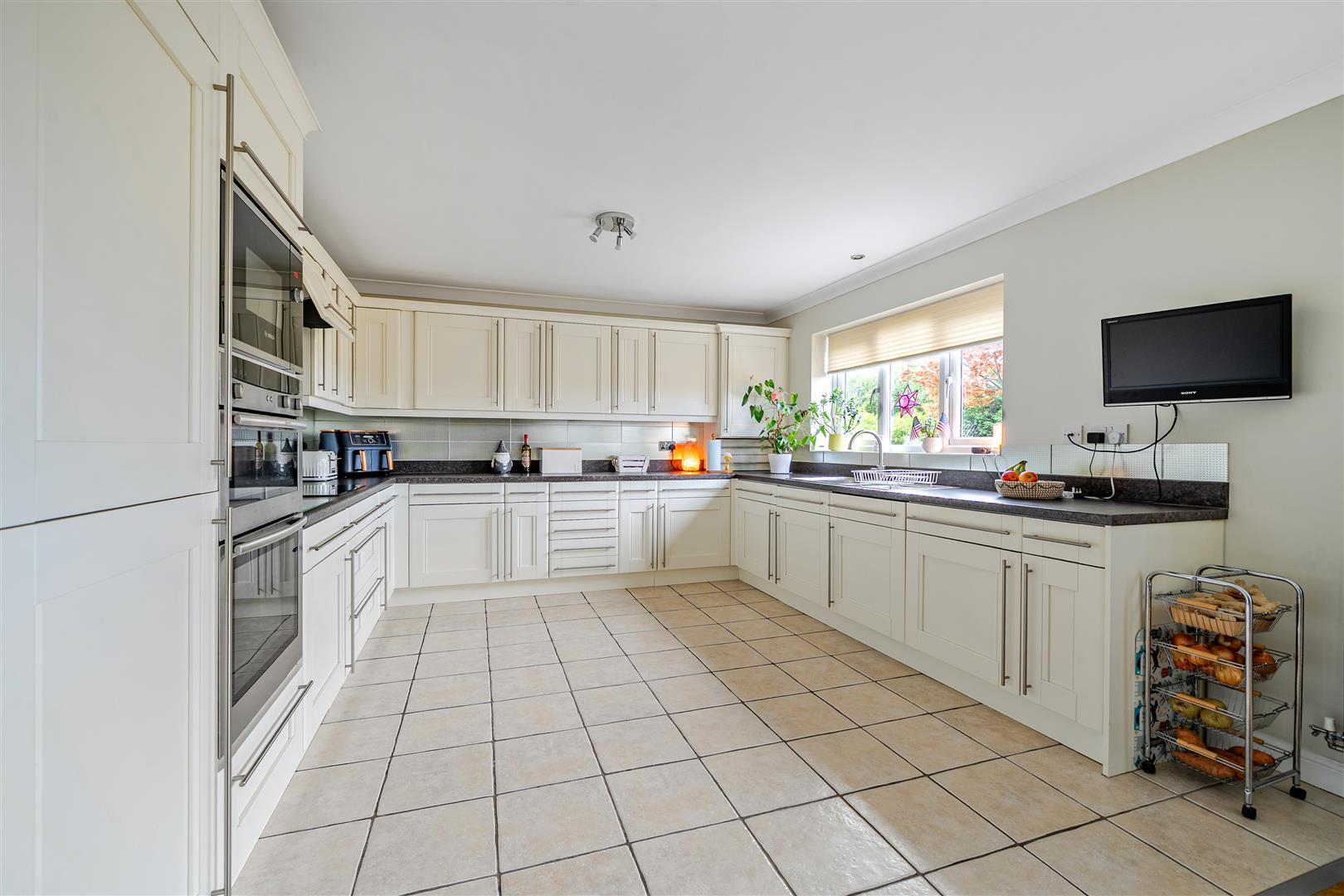 Property Image d4a5b871-432c-46bc-8885-b70529003966