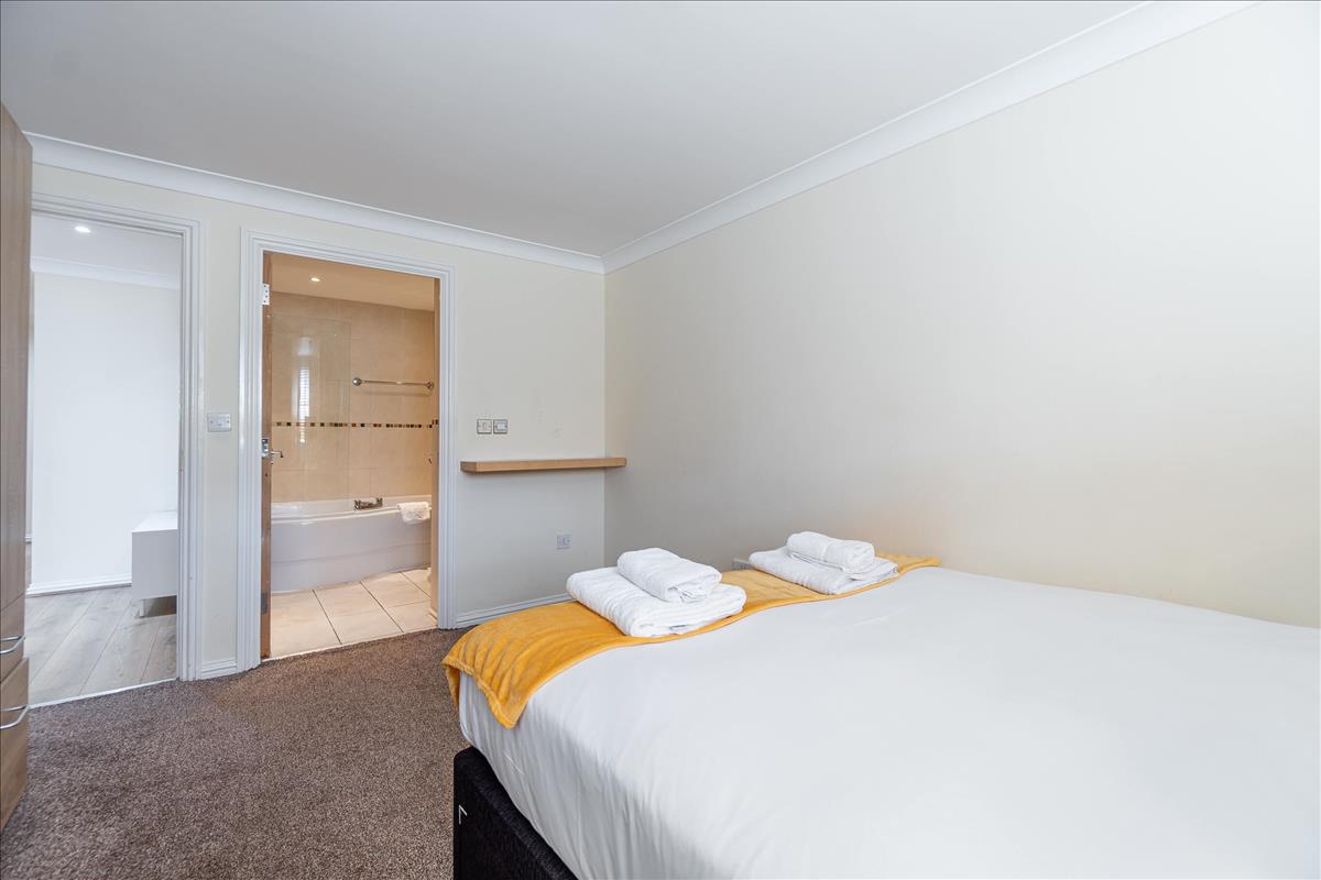 Property Image d4ab3368-eeca-48c8-8a8d-128b24f80e4e