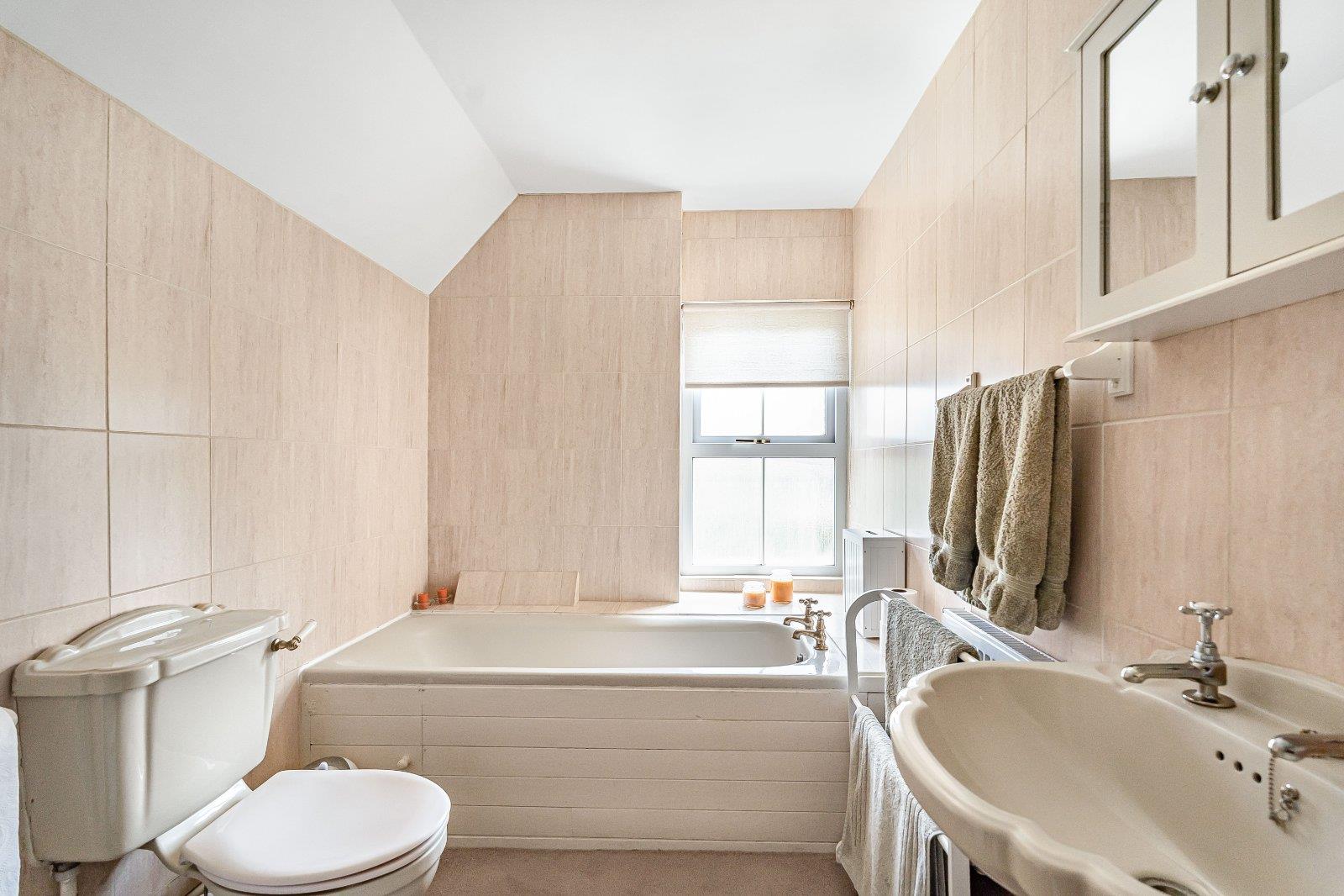 Property Image d4b1d78e-8739-405a-8d00-4b2df46e4b47