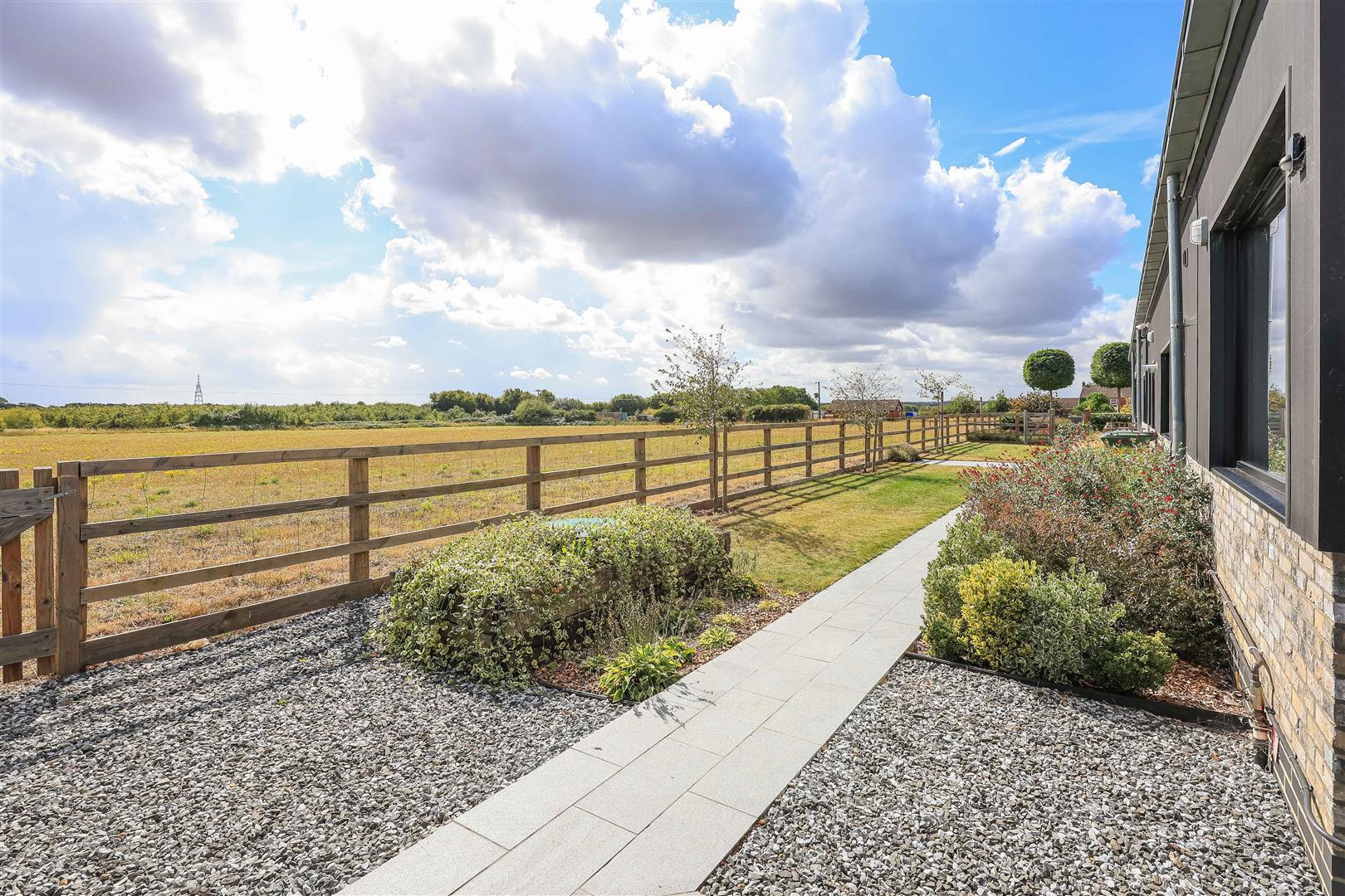 Property Image d4be6ae2-6983-428b-acc6-5124e5bcbe48