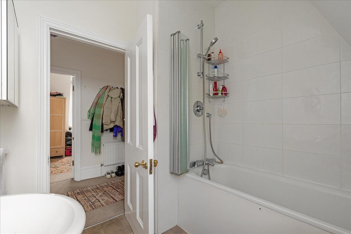 Property Image d4df924a-9cb8-4783-9cad-83667666f3b3