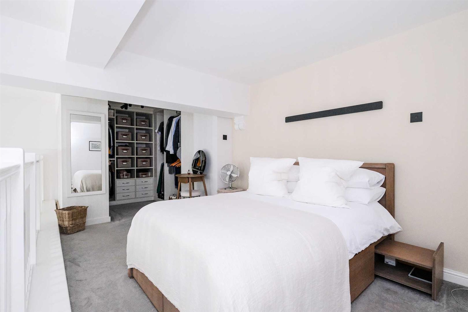 Property Image d4e34486-dfbd-424f-bdc1-1e17e0c03c15