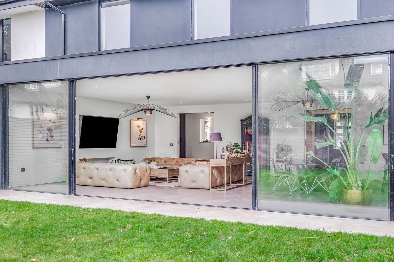 Property Image d4f9d485-af0c-4e22-8a77-4fcce4f1466d
