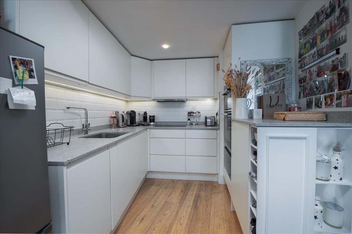 Property Image d50ae497-eec6-4342-92c1-c353b170cb4c