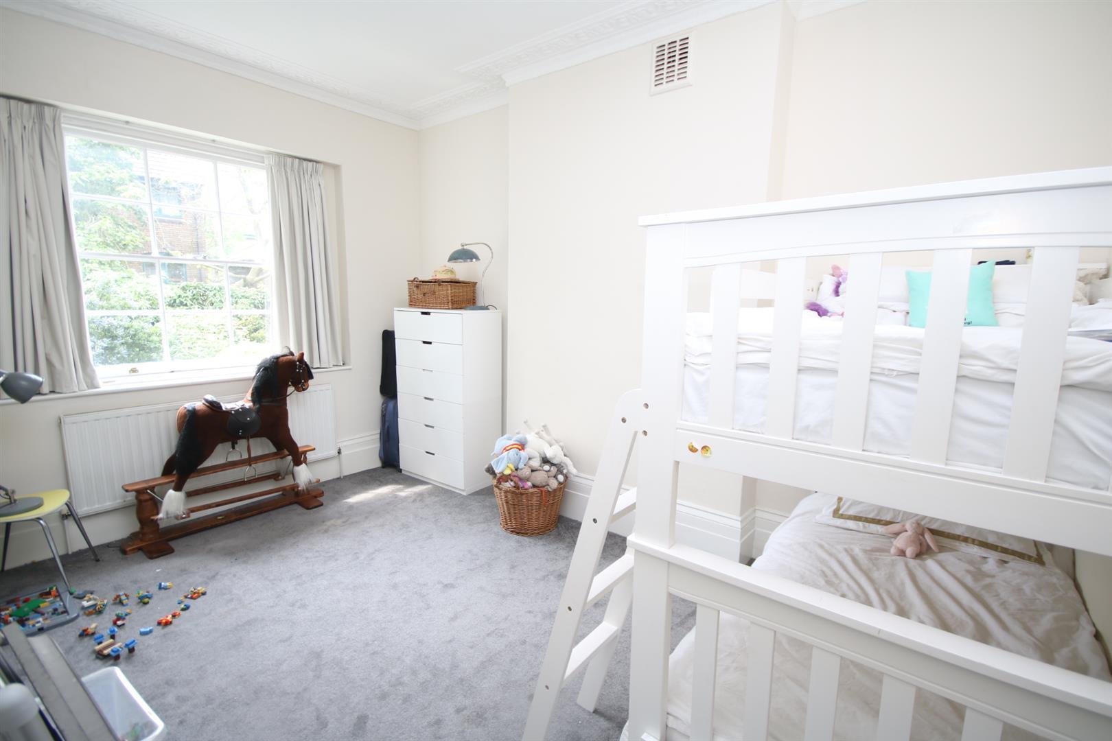 Property Imaged50c8301-188f-4f93-b81b-65c16cacf11e