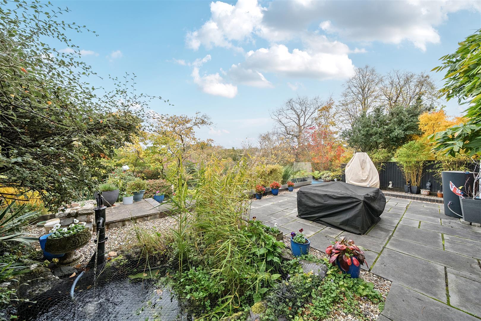 Property Image d50ff684-e25d-406d-bbe8-6a14f64af149