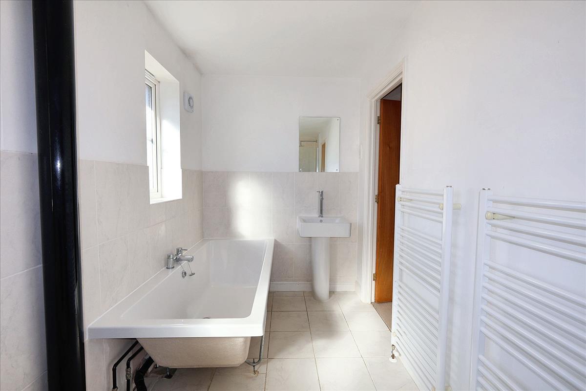 Property Image d5141bac-dcdf-42df-adfc-c4ec4d24d20a