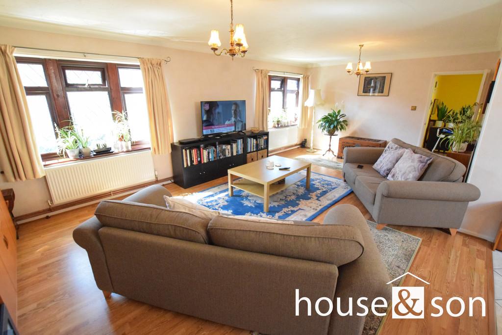 Property Image d52239a6-13c0-4cd6-9528-3729db8e243a