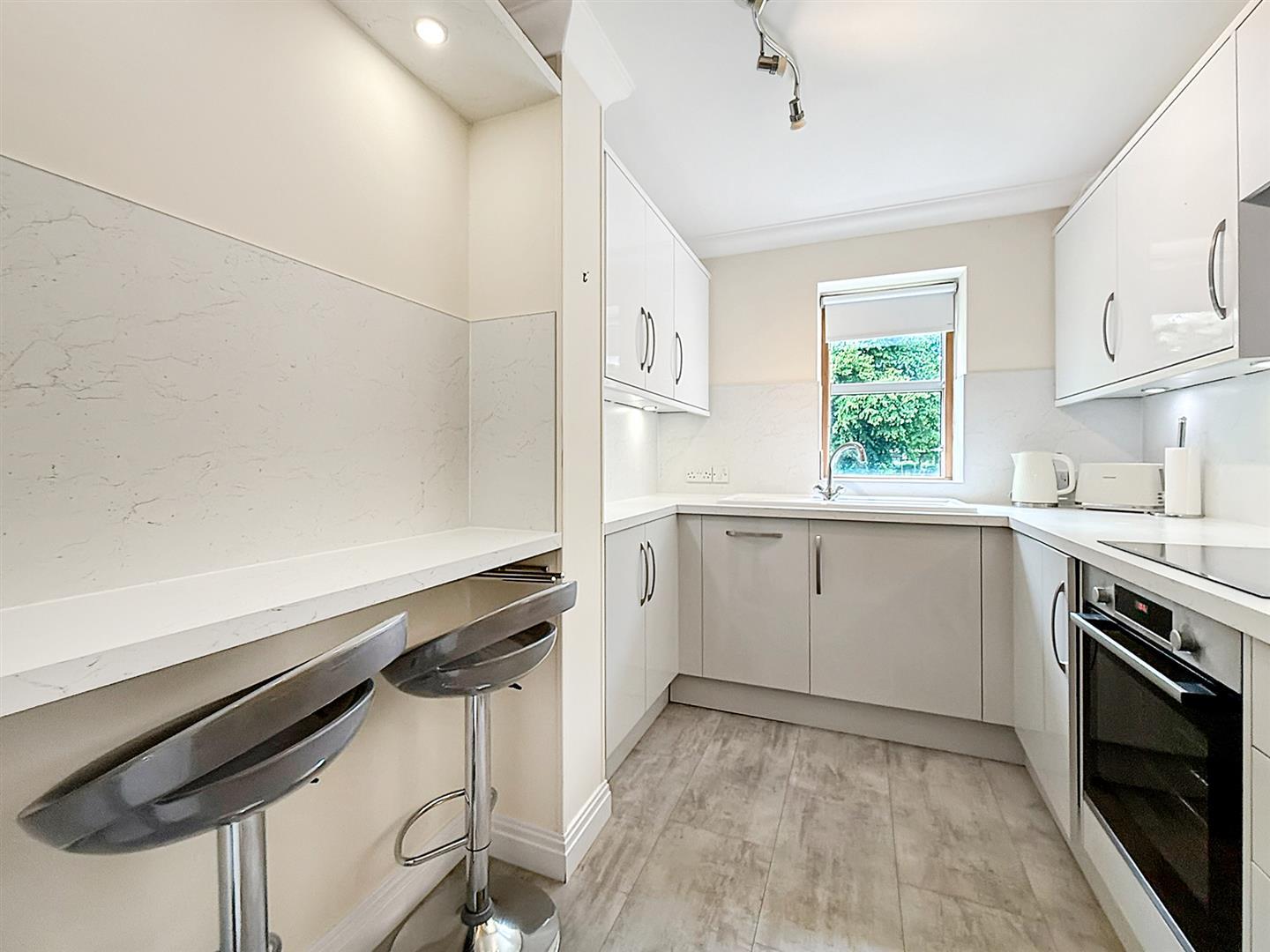 Property Image d52484d7-3c34-4ab0-a5eb-afa0a8e2c7a8