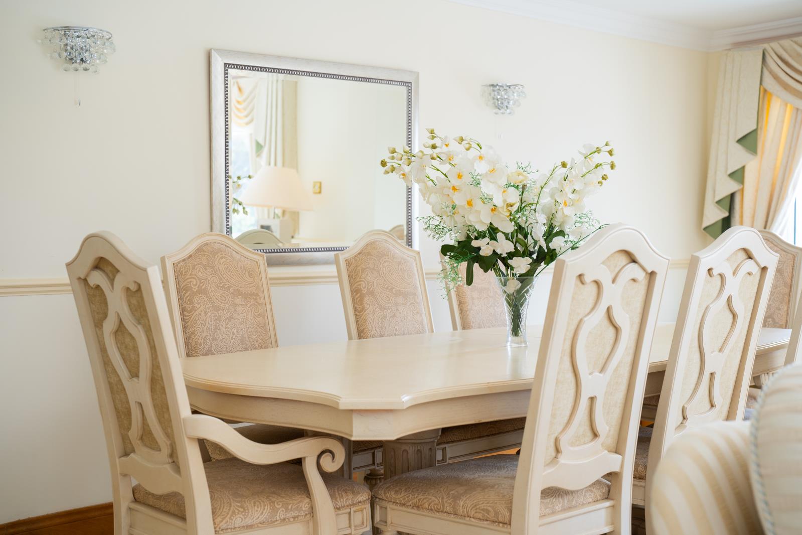 Property Image d53389f7-f7ca-46a2-94f3-24463e924206