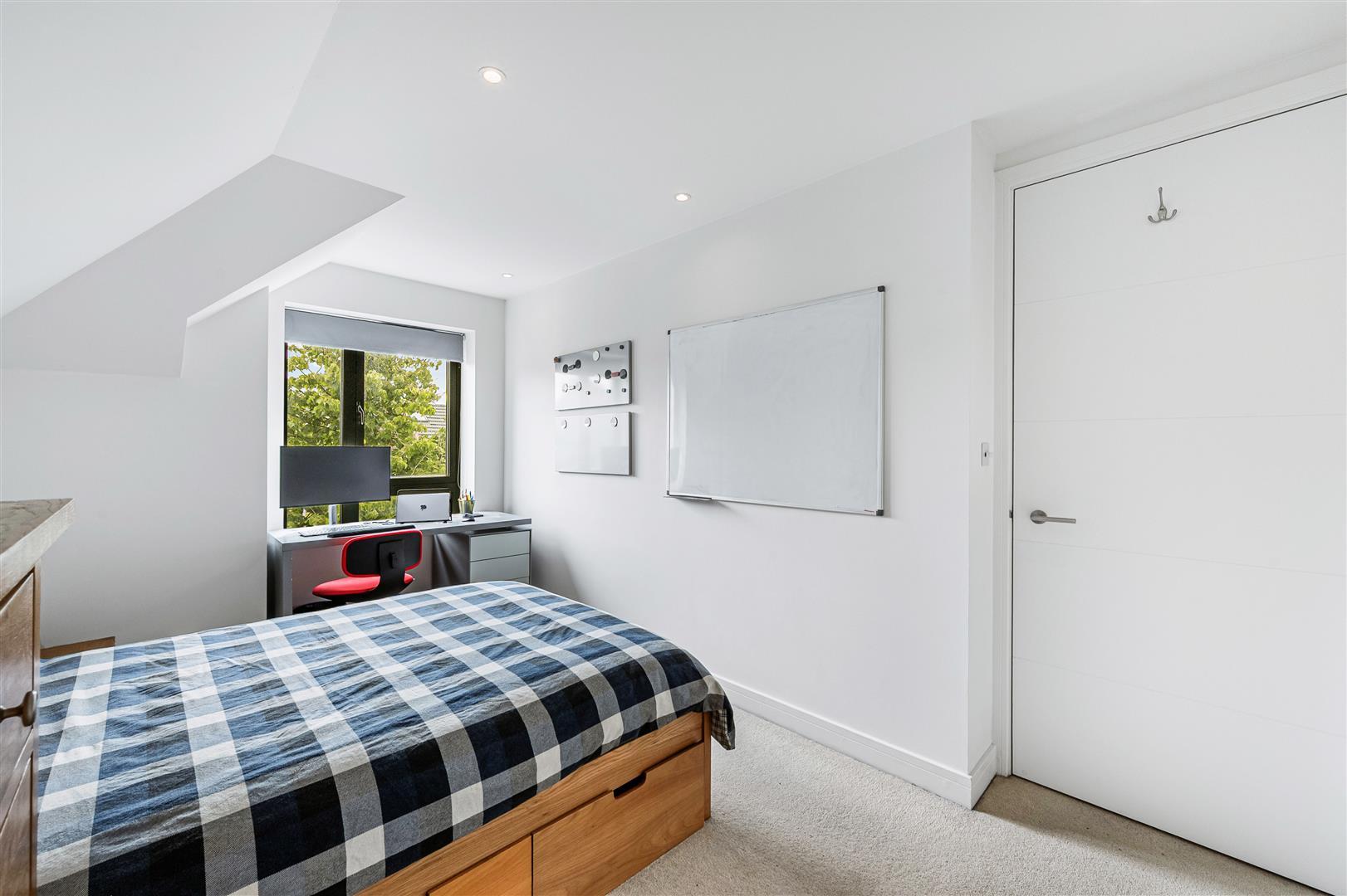 Property Image d541864c-6eed-4afb-b079-d9b38fc455d9