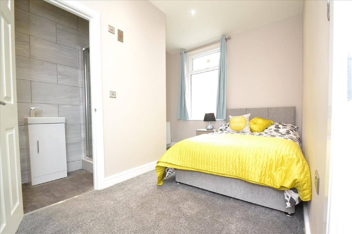 Property Image d54e2bfd-7336-44f4-8cc3-19d2fd9f4f4a