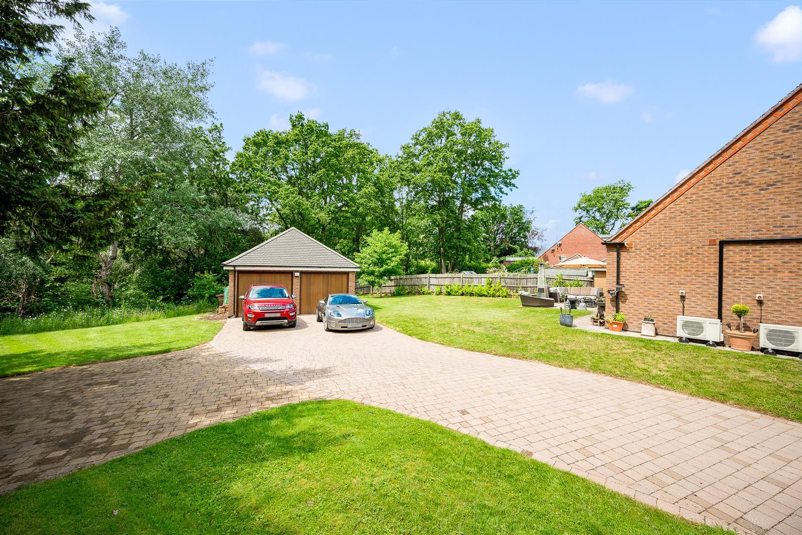 Property Image d5638dbb-c625-4f73-a332-6674a59b02c4