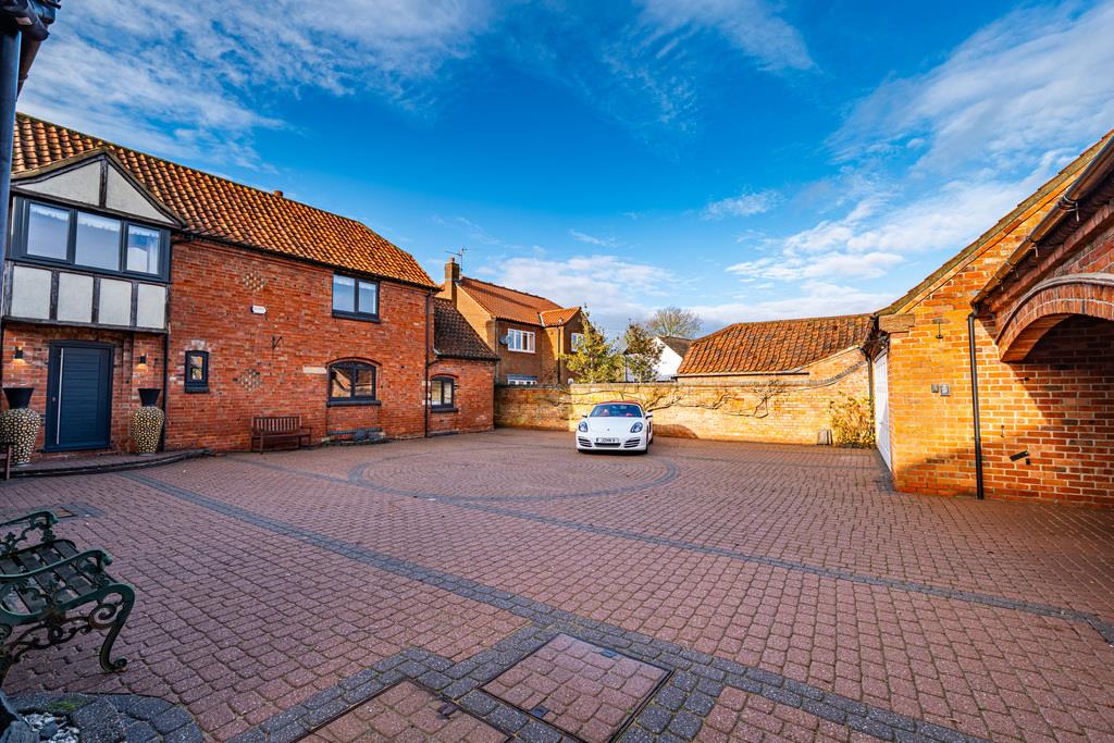 Property Image d5728f51-505c-4d29-8494-206cf523f79d