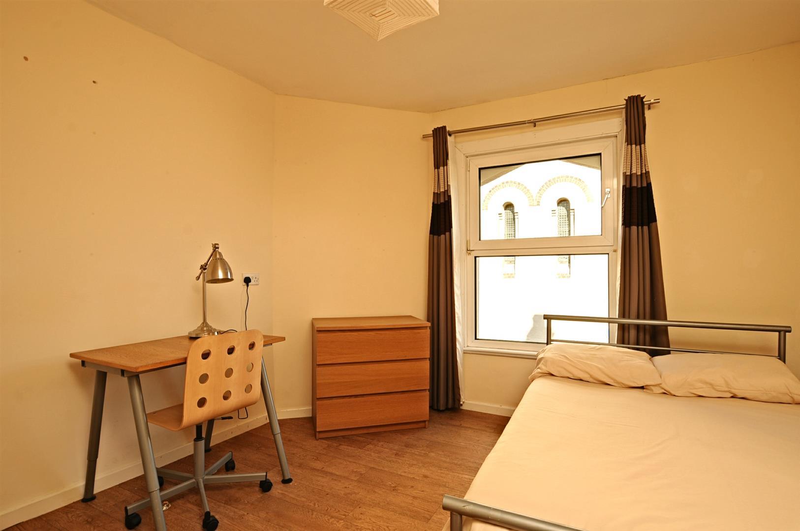 Property Image d583ad1b-82e1-4b7d-991f-07de449533aa