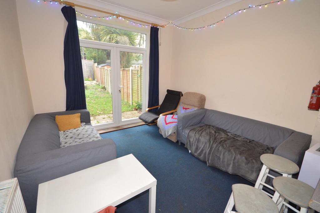 Property Image d588d767-9c9f-4879-8d06-9bf7a023218b