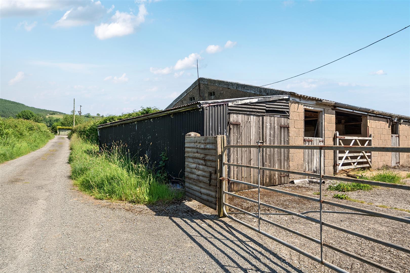 Property Image d59675cf-4c79-4fc1-934b-fcf45185d14a