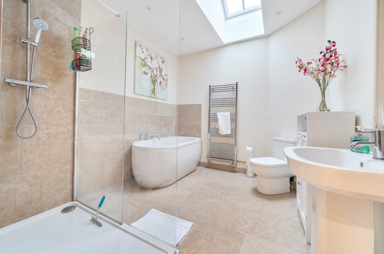 Property Image d59a9da9-915d-43fd-8473-796630dfaf5d