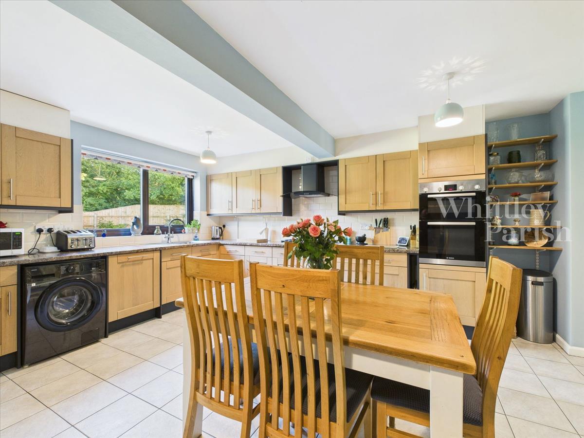 Property Image d59f7e04-6ef0-48cf-8e6a-9e01dd933843