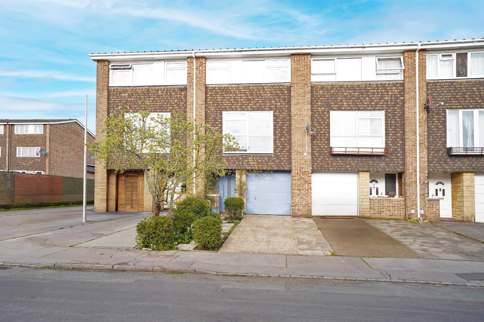 Property Image d5c3cfc1-97a2-4c91-98f9-510381ec8c8a