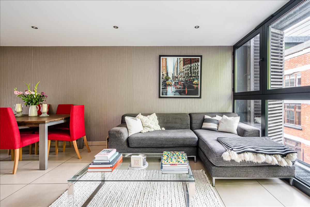 3 apartment for sale Hoxton Square