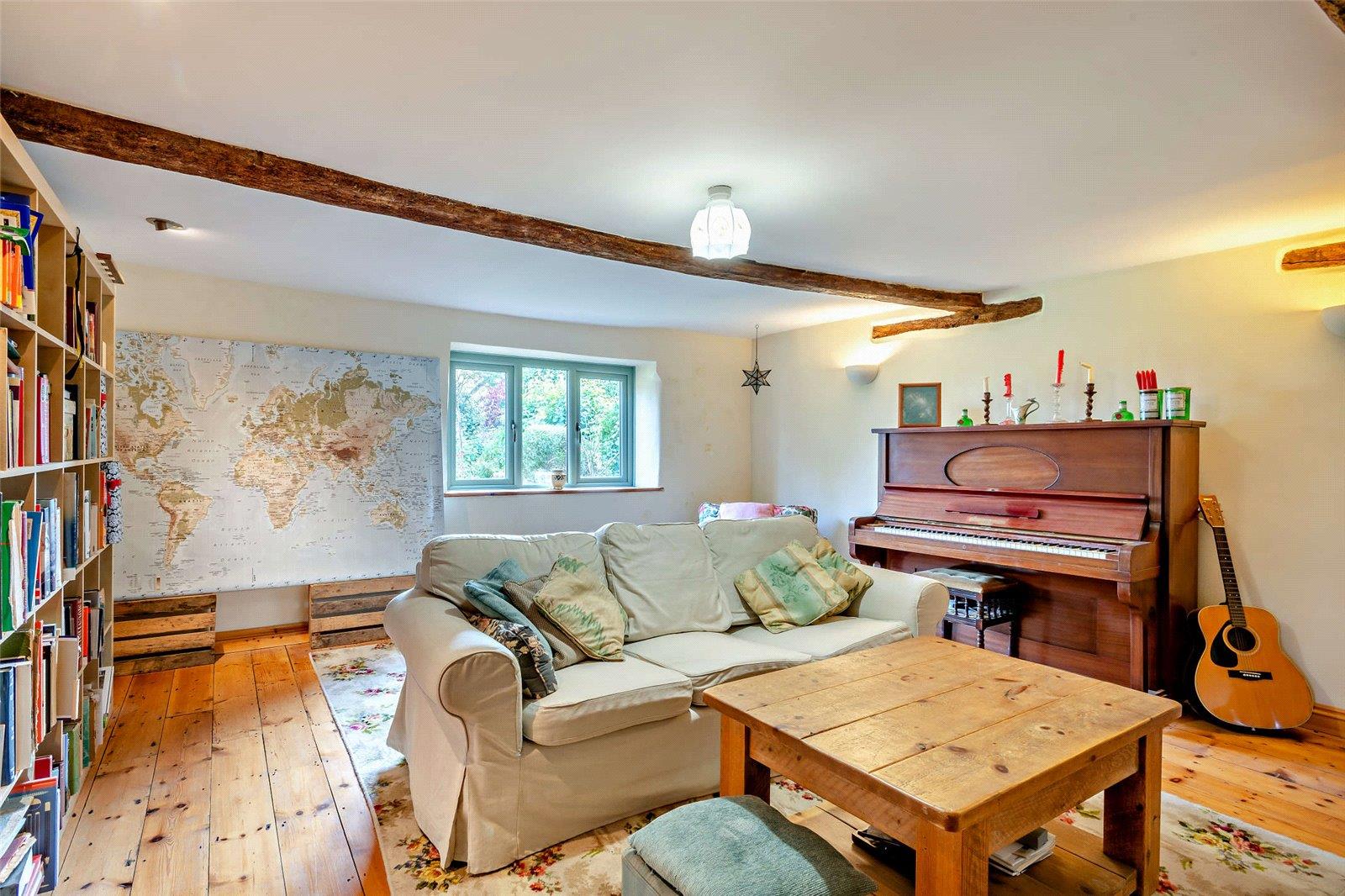 Property Image d5ed6559-259d-4f9a-a132-e5e8433727b0