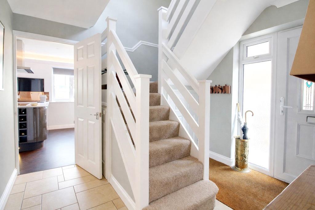 Property Image d5f5cb8d-2a1b-4c87-a9ee-8f4b2f062720