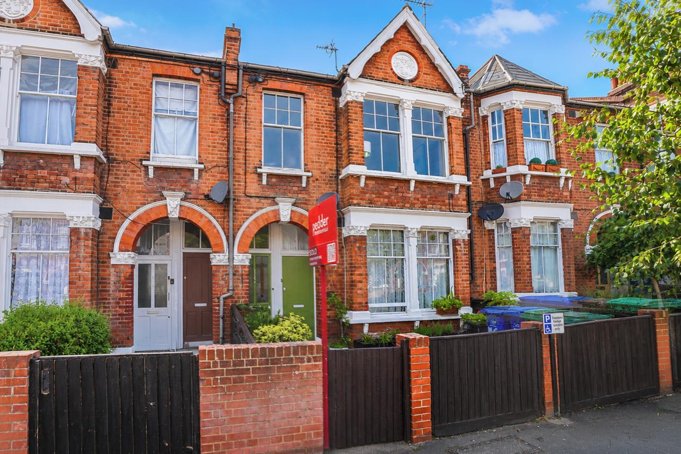 Property Image d60f1d1c-cbf9-44f9-9408-01e89ef685b9