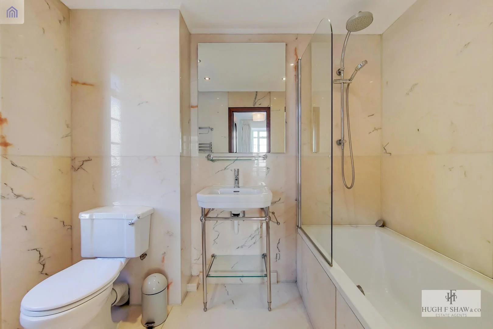 Property Image d610bb23-4276-4f99-b5d3-15a352c5dc3e