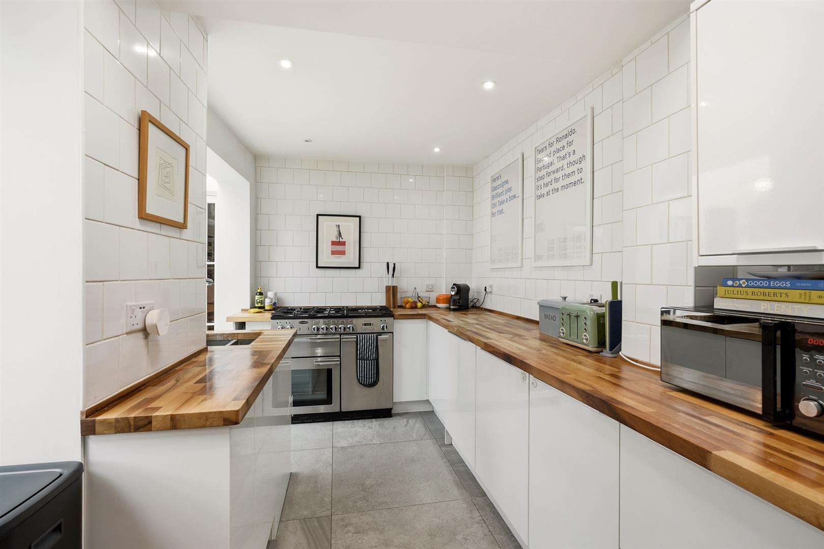 Property Image d61ec325-2fec-4d05-a4fa-70423e942776