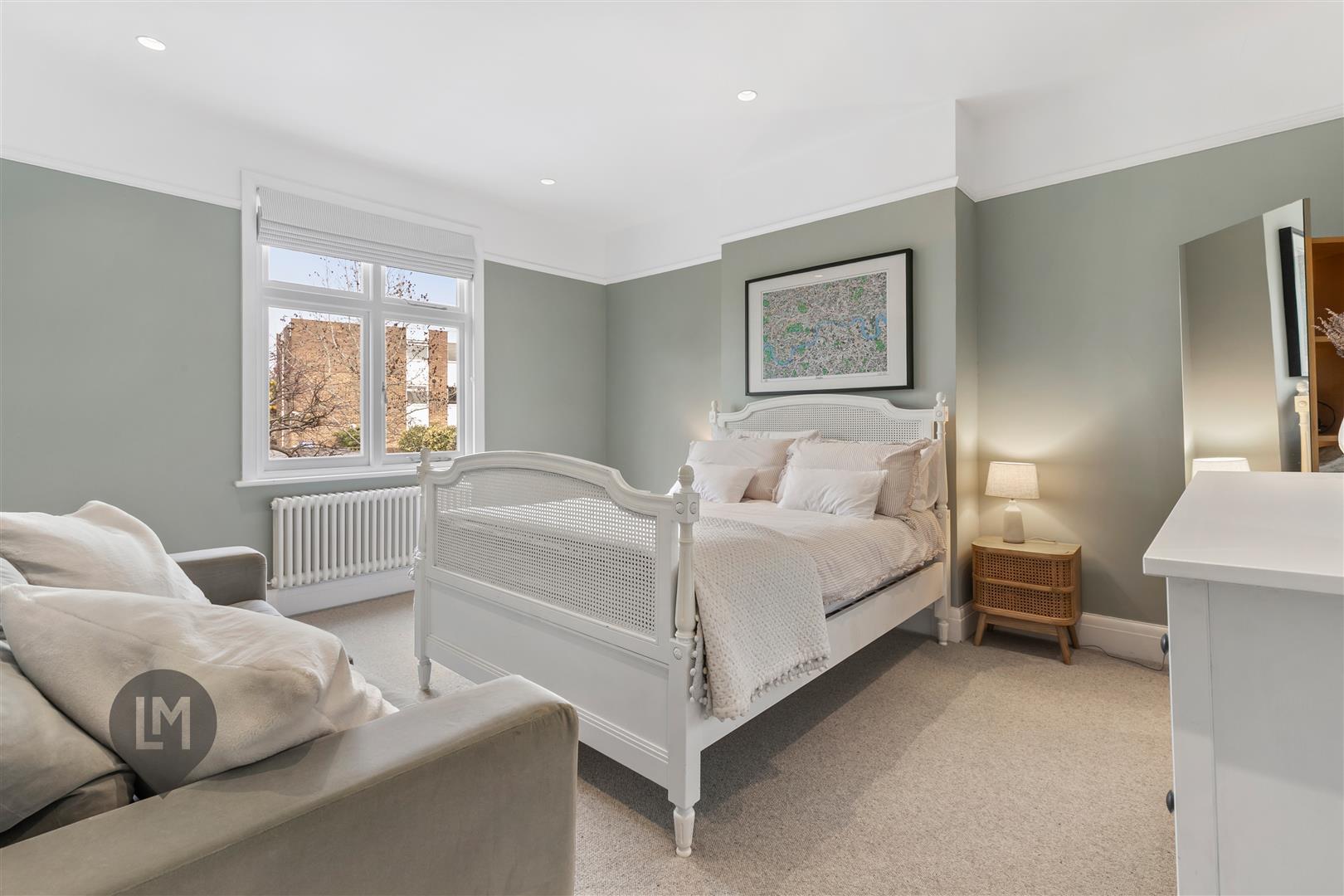 Property Image d621cd88-c171-44ee-918d-593fea206eda