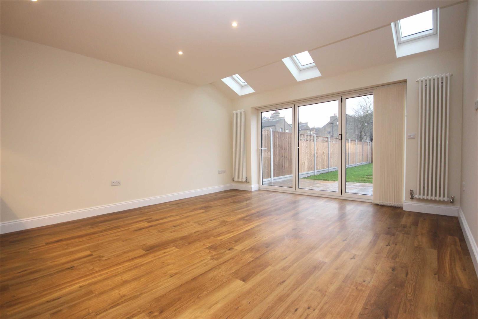 Property Image d628029f-1d1a-4d05-a8b5-a79f3095ef95