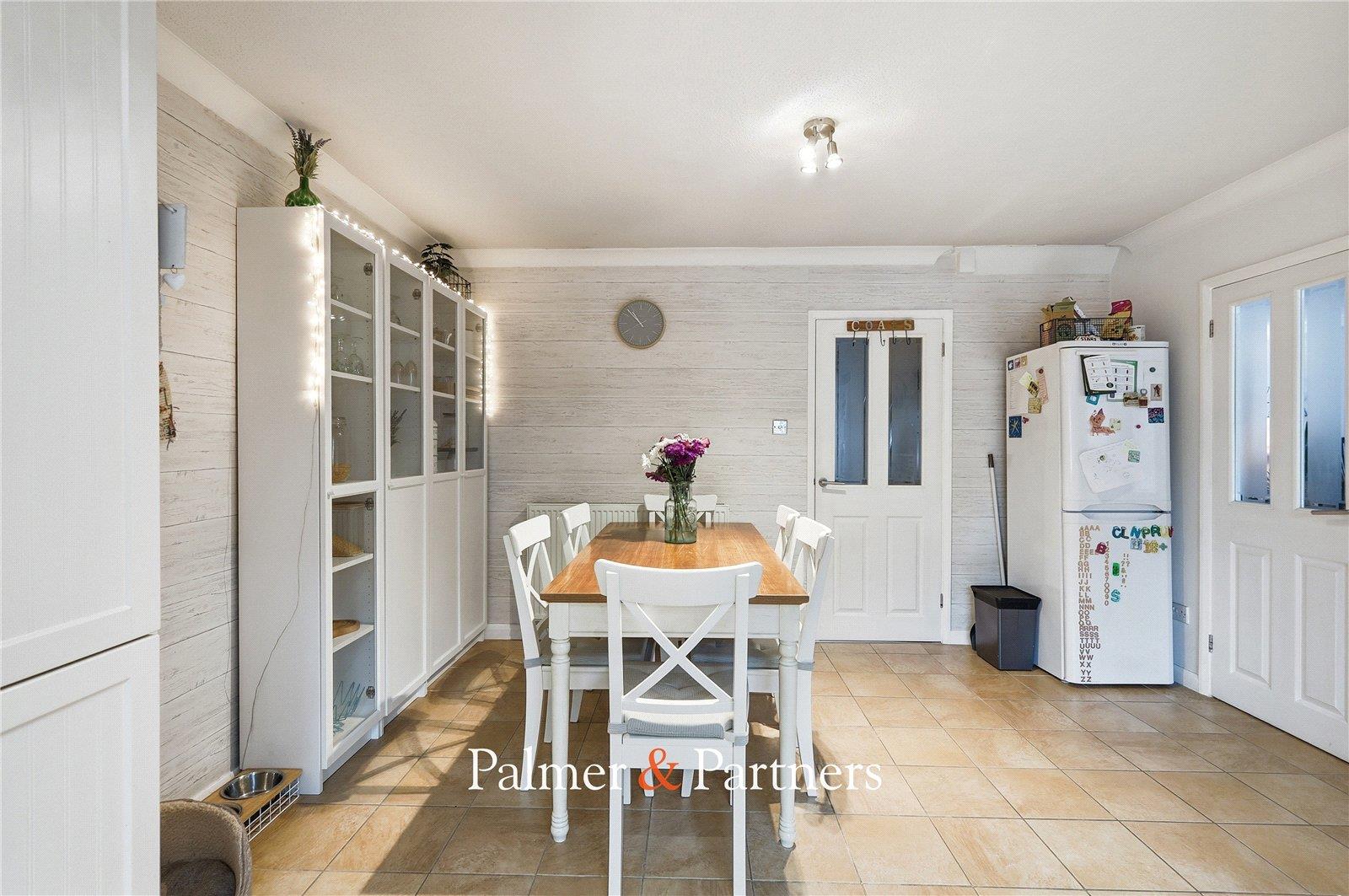 Property Image d62d3869-3d96-447a-b440-ff6d3b97c3f7