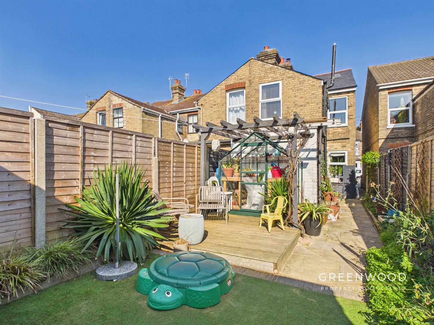 Property Image d62f95e9-7153-424c-a3a2-e46105cc4b54