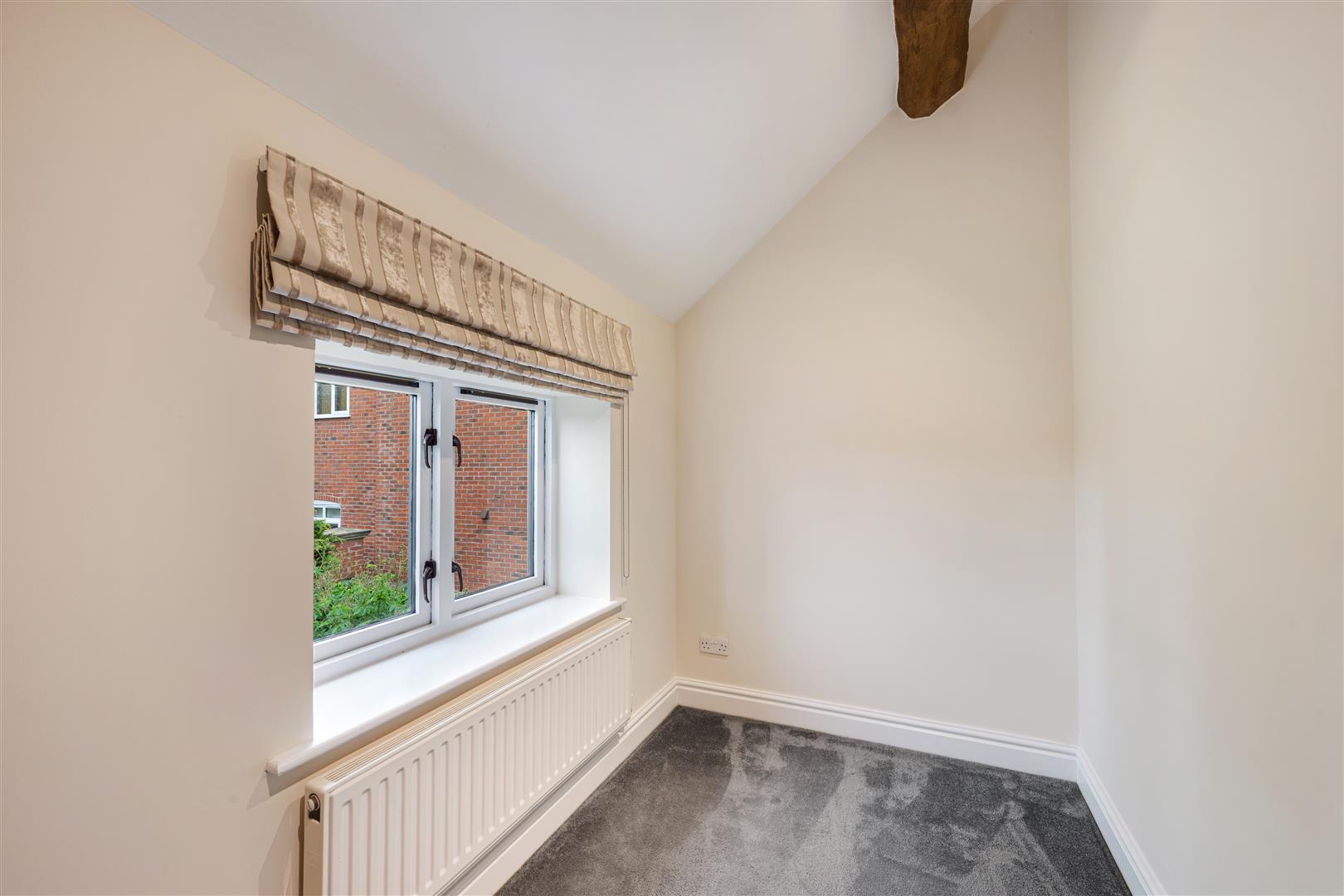 Property Image d64208e4-57d5-4c86-84f0-310ff8b275df