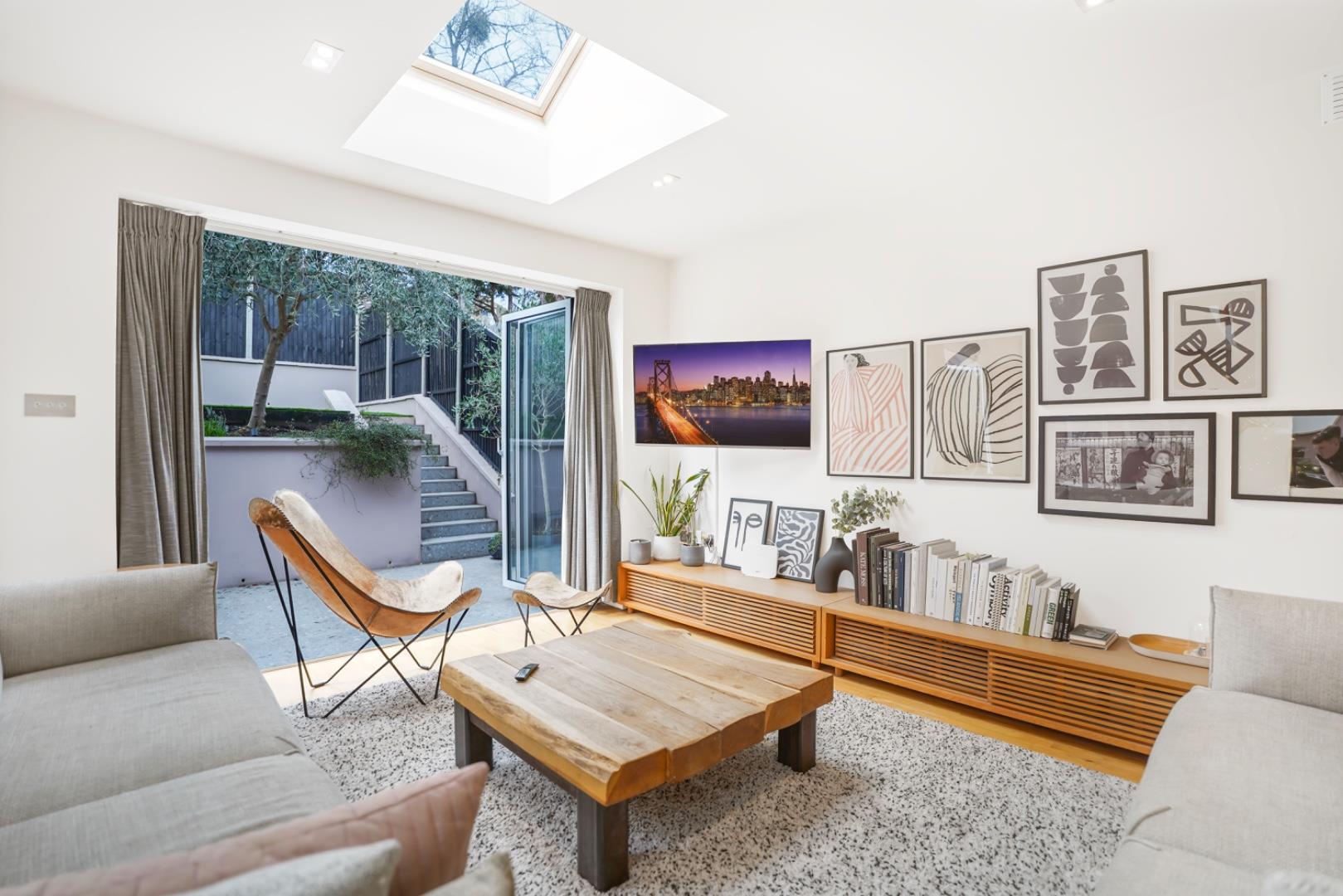 Property Image d6458b22-e178-4c64-8023-725bc4b3385c