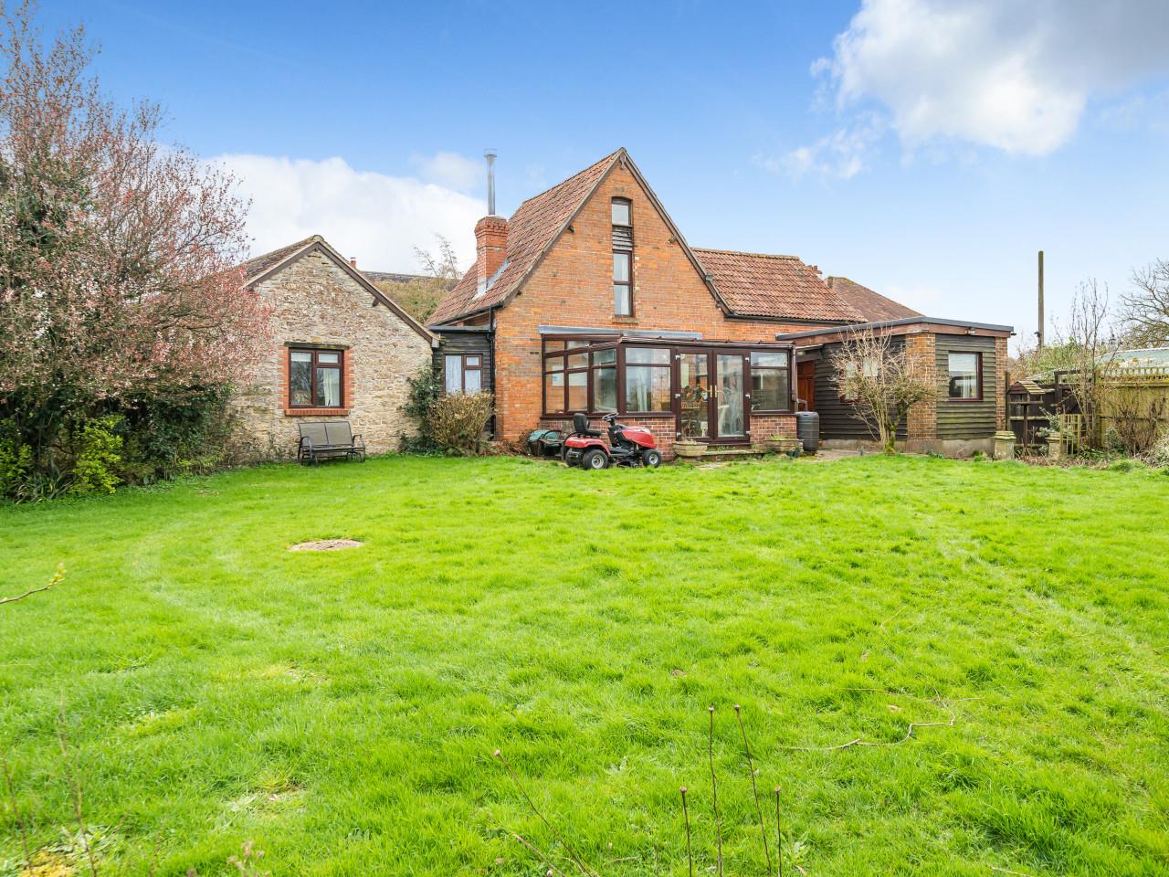 Property Image d660249c-9be6-43ca-83c7-1aded7f9558a