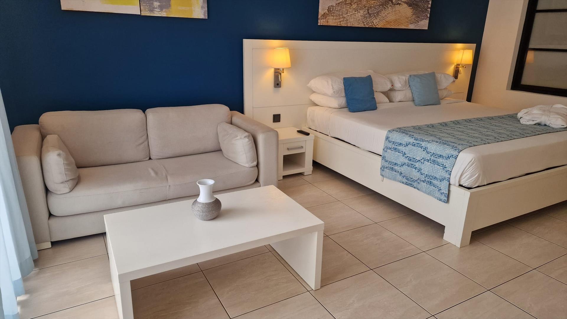 Property Image d66e83ea-a33e-48c7-9d62-7729e11c1717