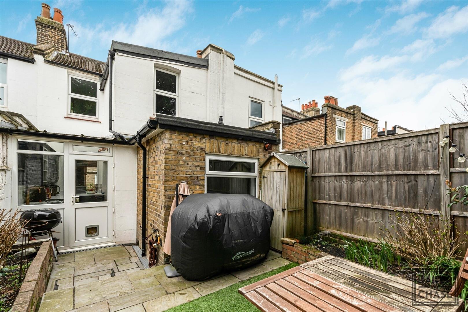 Property Image d67cdb23-1577-45ea-9cfe-80f5a2dea93d